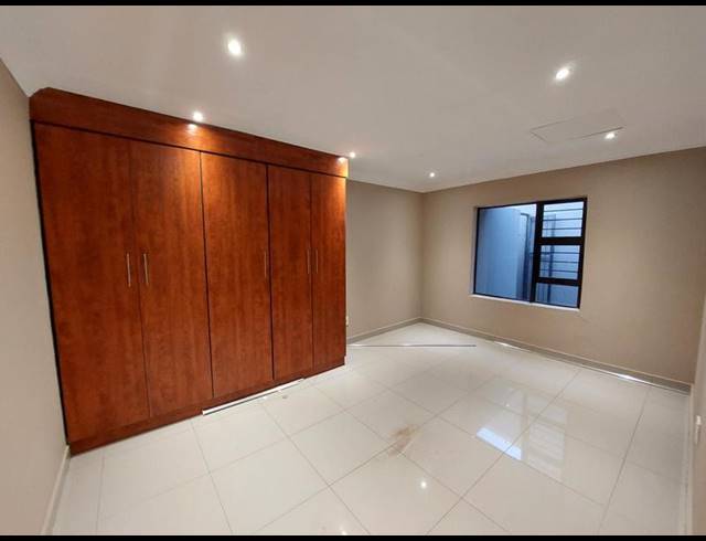 3 BEDROOM PROPERTY TO RENT IN ERASMIA